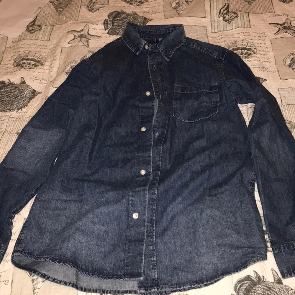 H&M Denim Button up Small never used!